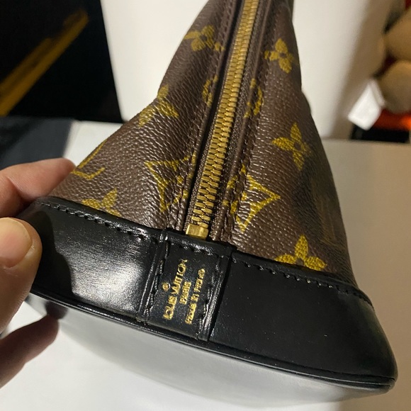 Authentic Louis Vuitton Vintage Monogram Alma PM Handbag CUSTOM PAINTED - Picture 3 of 9